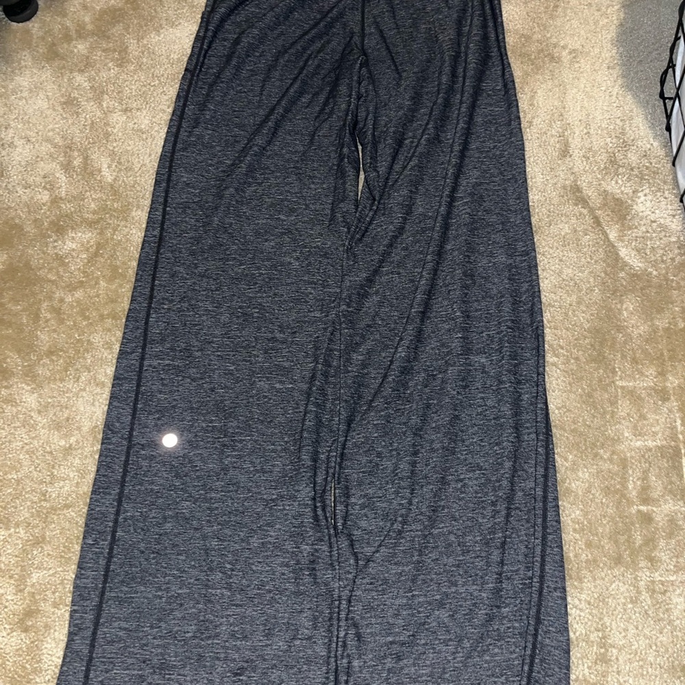 Lululemon lounge pants